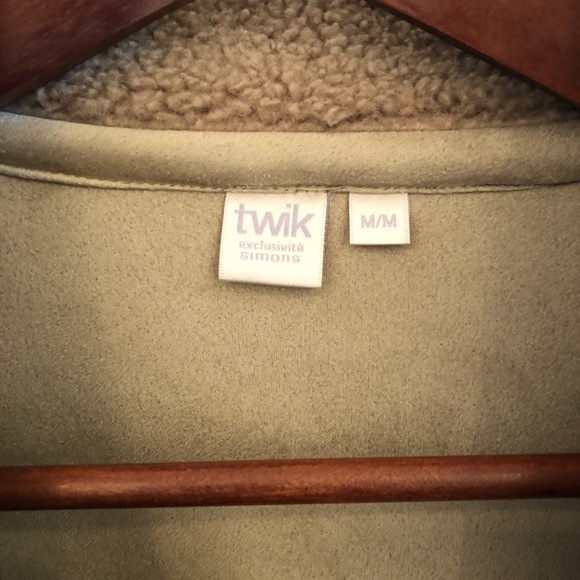 TWIK (Simons) oversized overshirt/shacket - Picture 3 of 3